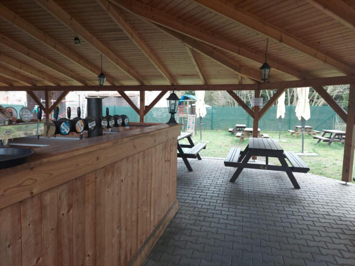 Pivovar Maly Janek - Restaurace, Penzion A Stany Jince Esterno foto